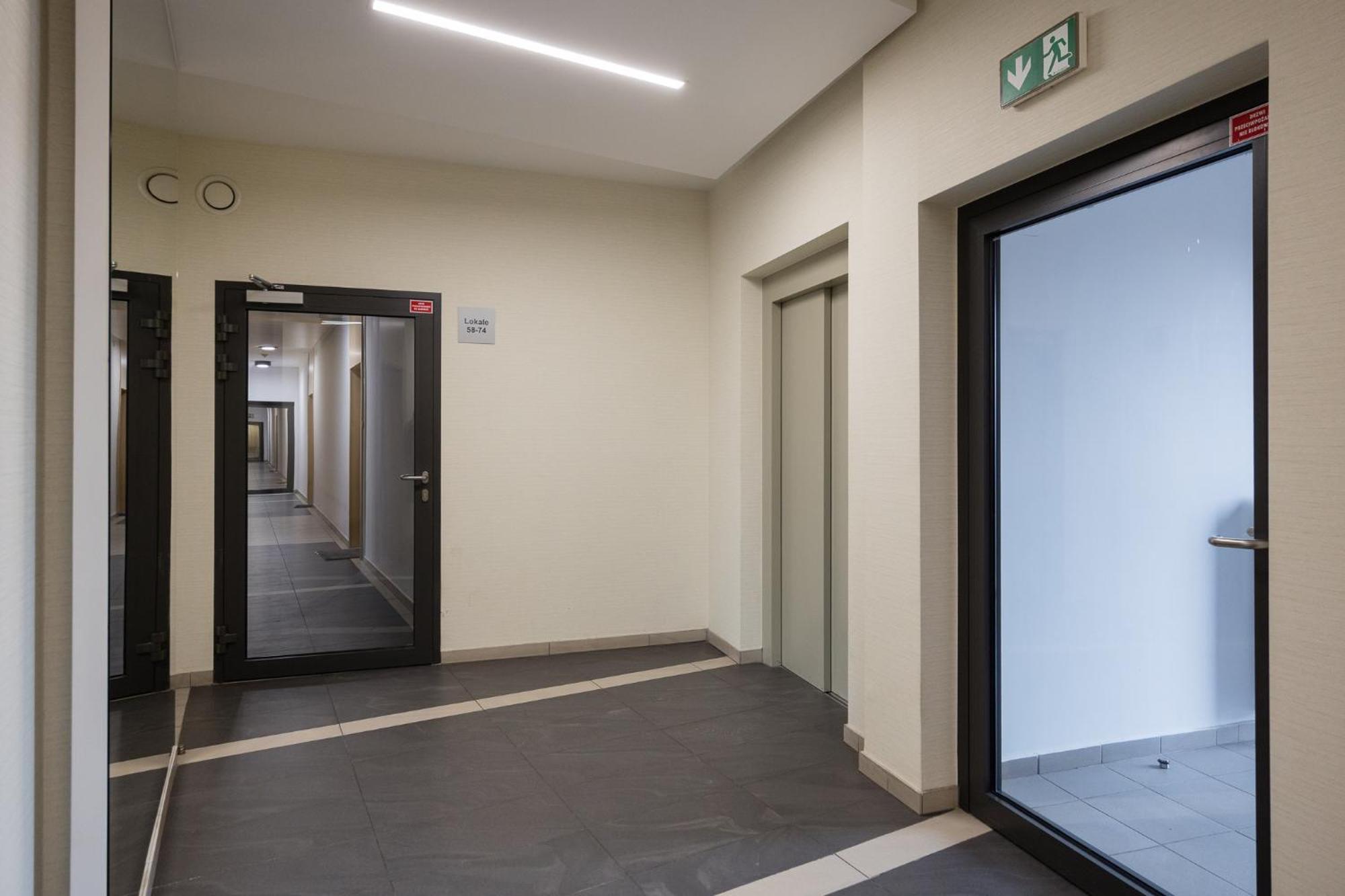 Warsaw-Aparts Herbu Janina Szpital Esterno foto